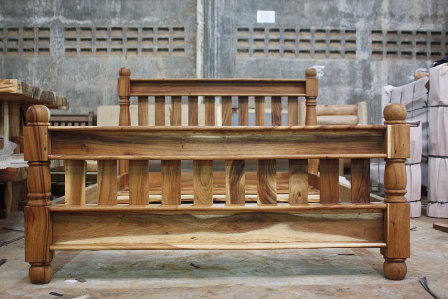 Solid Wood Beds