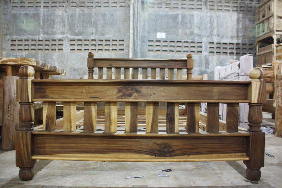 Solid Wood Beds