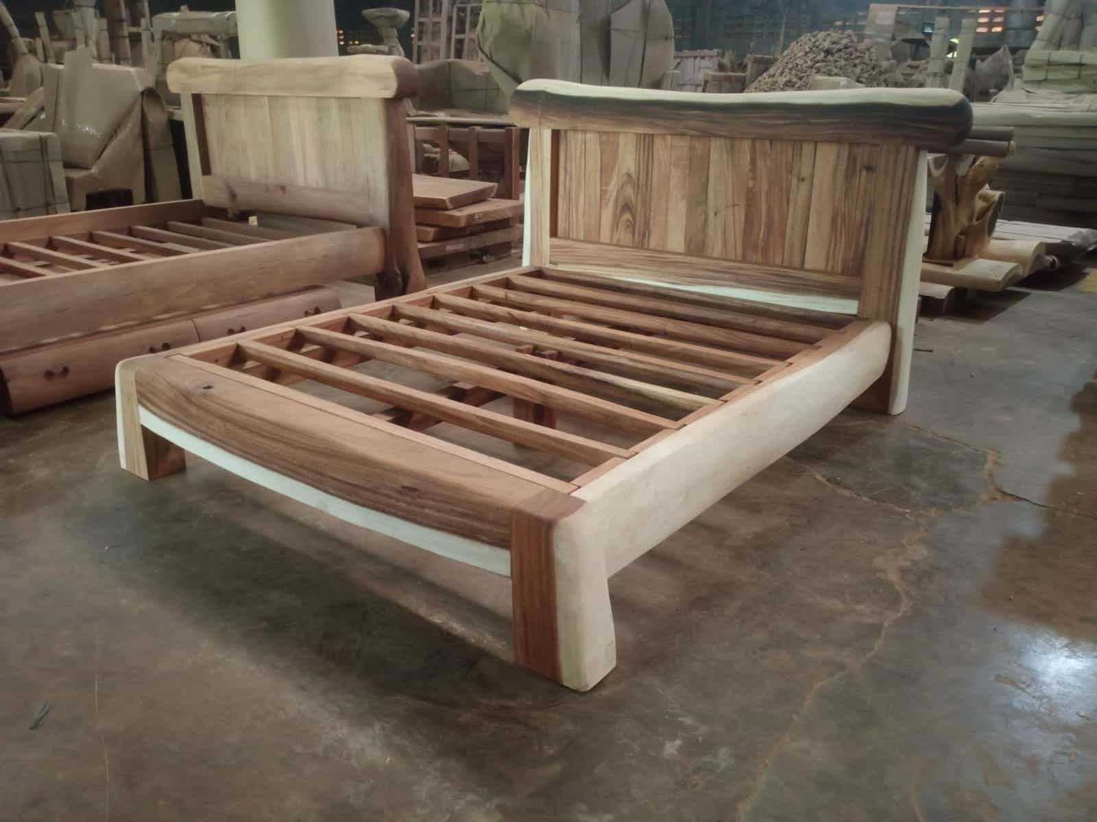 Solid Wood Beds